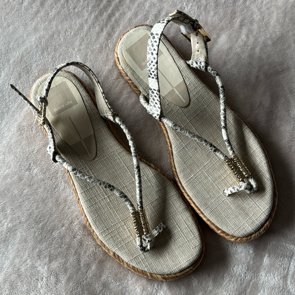 Dolce vita sandals new
